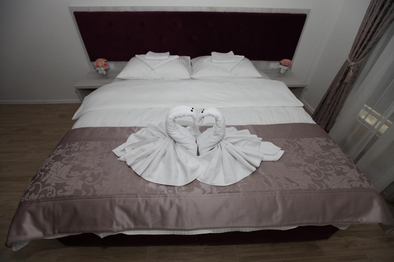 Apis Hotel Trebinje Exterior foto