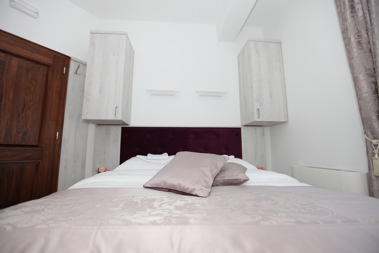 Apis Hotel Trebinje Exterior foto