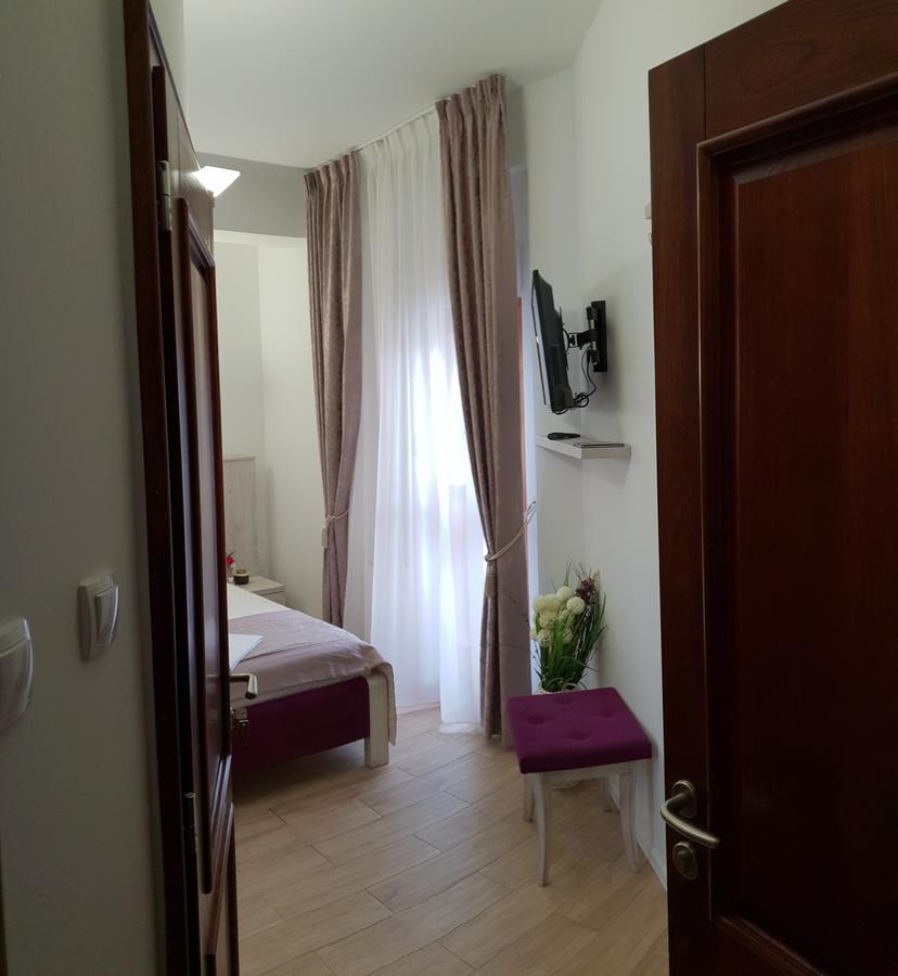 Apis Hotel Trebinje Exterior foto